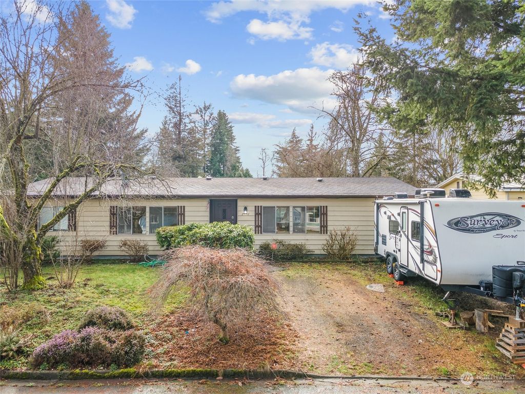 Photo of 25917 132nd Place SE, Kent, WA 98042 (MLS # 2197141)