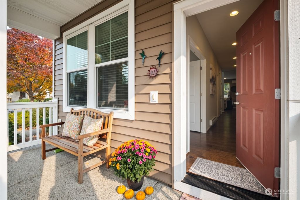 Photo of 6640 High Point Drive SW, Seattle, WA 98126 (MLS # 2009902)