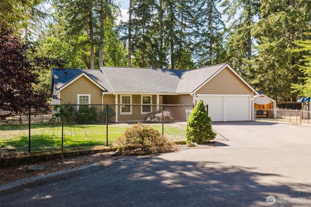 Photo of 2616 196th Avenue SW, Lakebay, WA 98349 (MLS # 2569353)