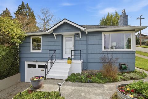 Photo of 5956 37th Avenue SW, Seattle, WA 98126 (MLS # 2496203)