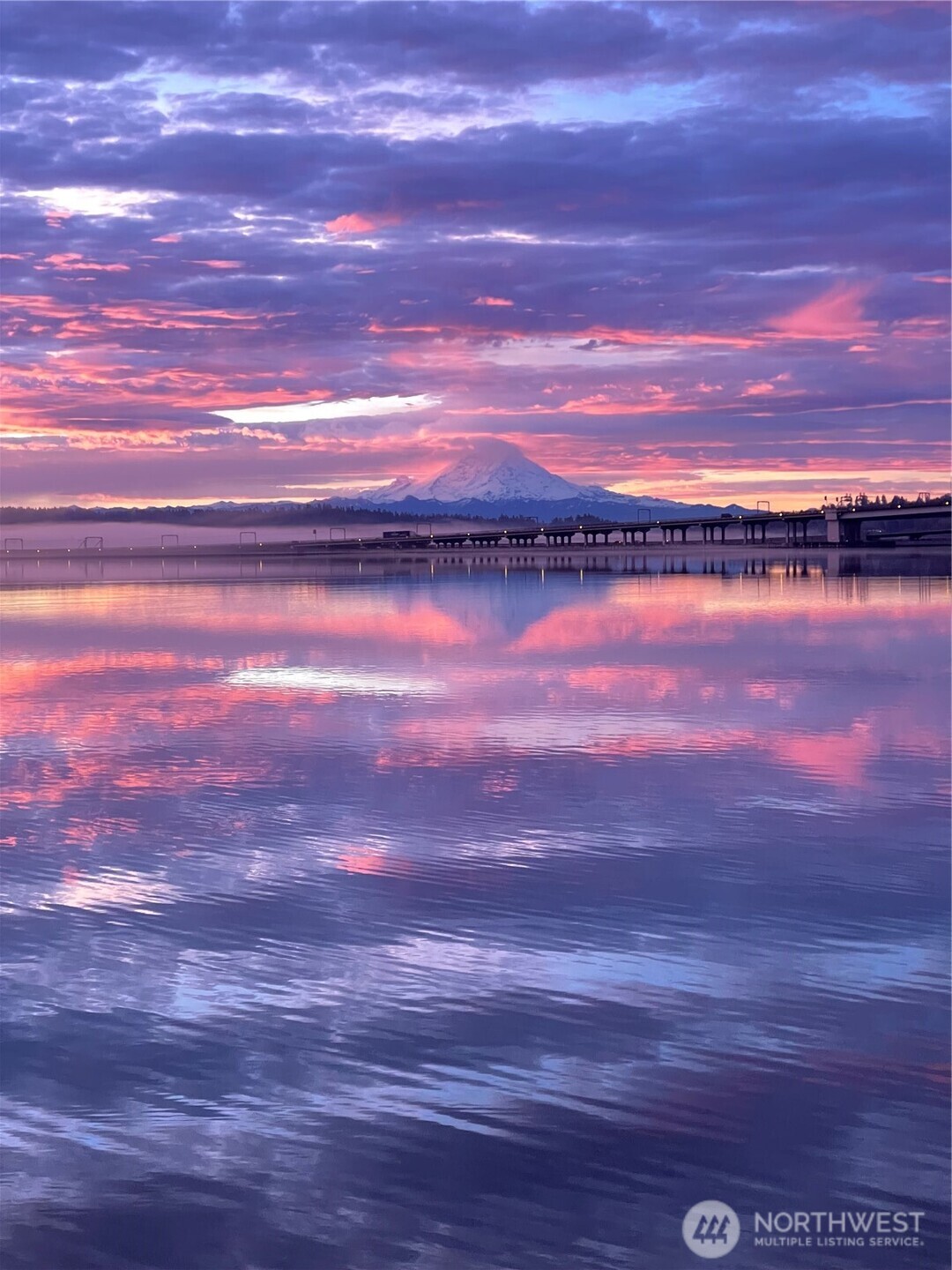 414 Lakeside Avenue S 13