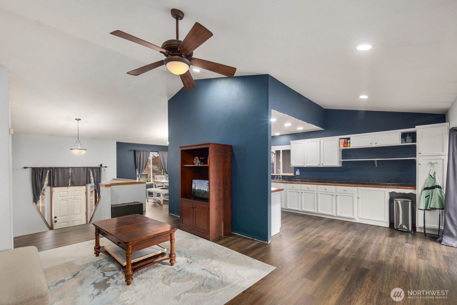 16189 Birkland Street SE