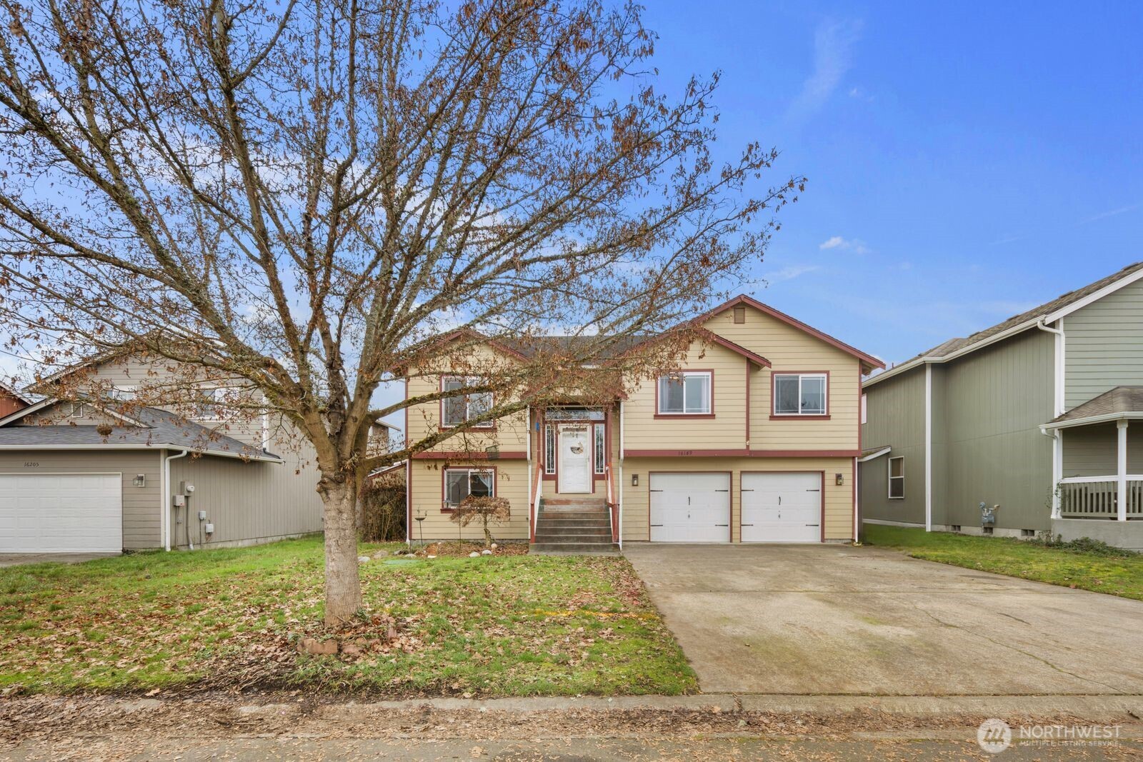 16189 Birkland Street SE