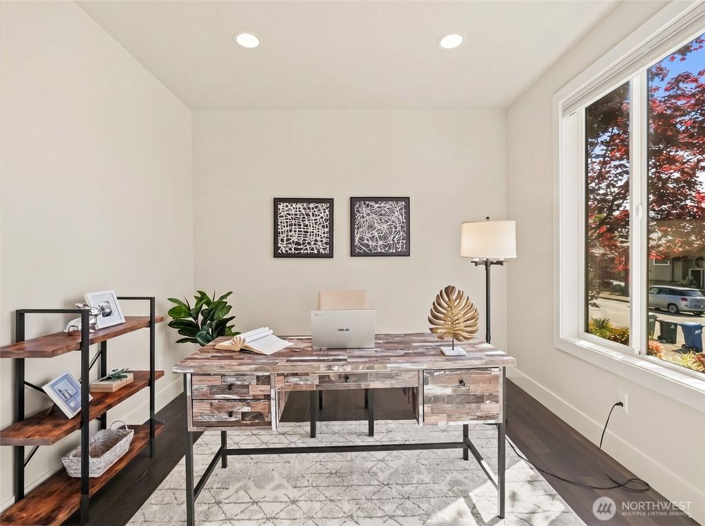 Photo of 2824 Park Avenue N, Renton, WA 98056 (MLS # 2508078)