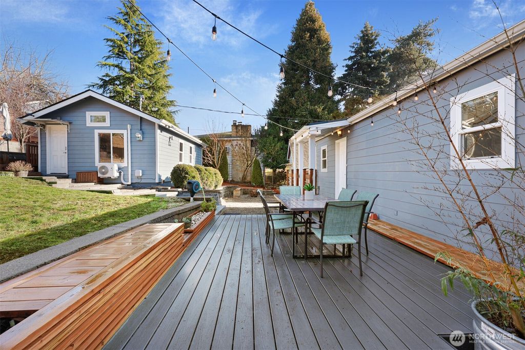 Photo of 4426 S 137th Street, Tukwila, WA 98168 (MLS # 2471012)