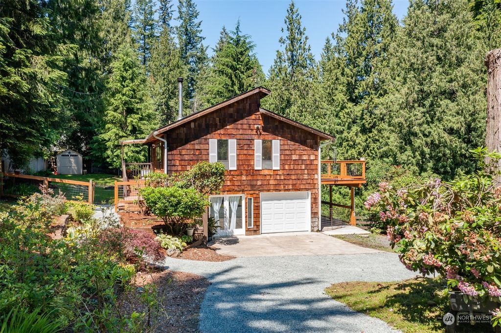 Photo of 13203 SE 12th Street, Lake Stevens, WA 98258 (MLS # 2127150)