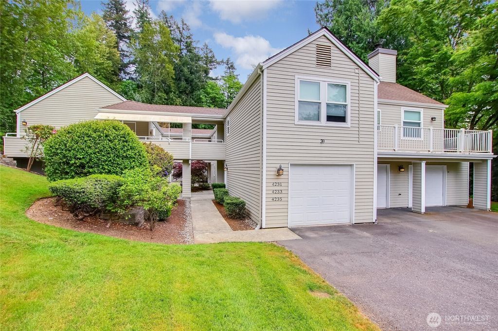 Photo of 4231 220th Place SE #1101, Issaquah, WA 98029 (MLS # 2508818)