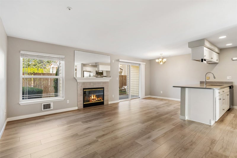9727 18th Avenue W A103
