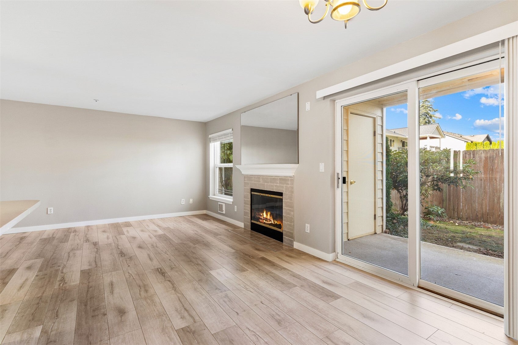 9727 18th Avenue W A103