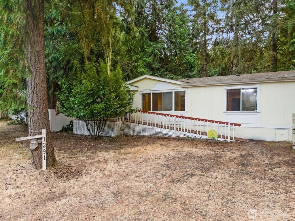 Photo of 1291 E Lakeshore Drive W, Shelton, WA 98584 (MLS # 2443023)