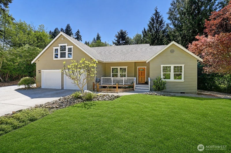308 RIDGELAWN Place