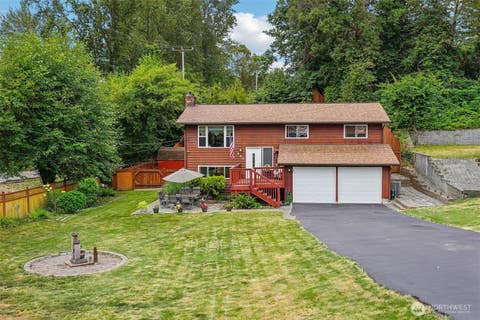 Photo of 553 S 111th Street, Seattle, WA 98168 (MLS # 2544063)
