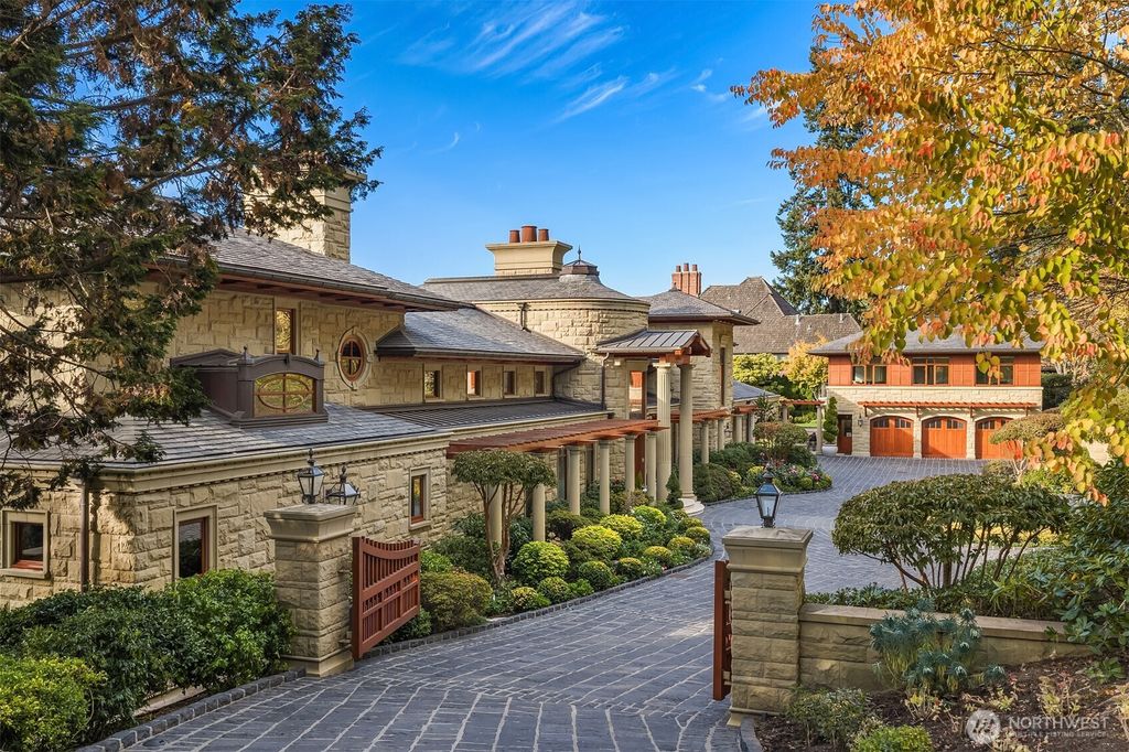 Photo of Bellevue, WA 98004 (MLS # 2470280)