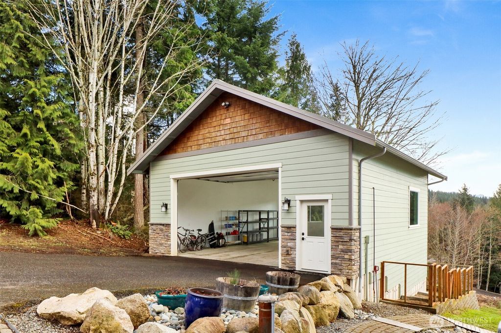 Photo of 1288 Sandstone Way, Bellingham, WA 98229 (MLS # 2504586)