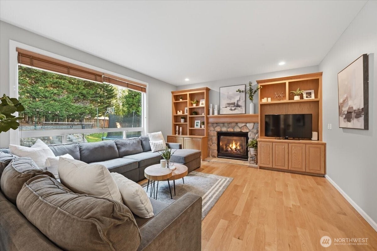 5300 NE 23rd Court
