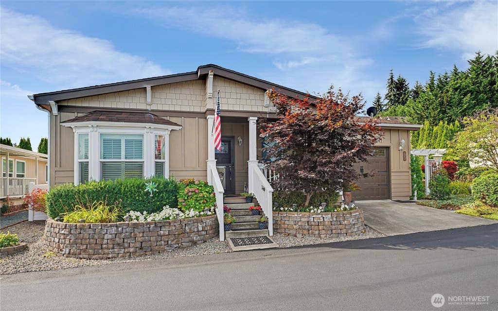 Photo of 2500 Alder Street #65, Milton, WA 98354 (MLS # 2572717)