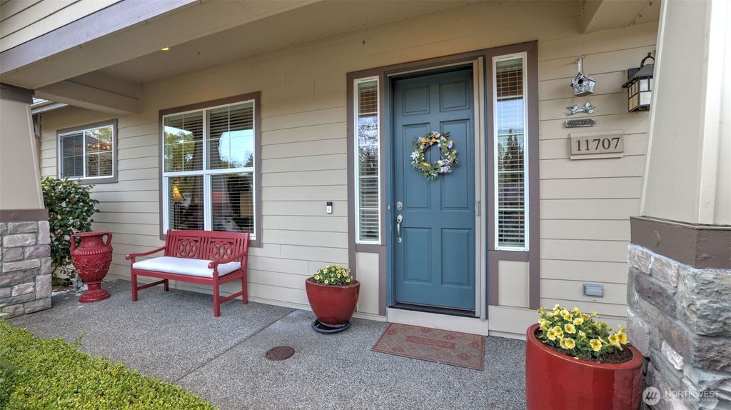 Photo of 11707 238th Place NE, Redmond, WA 98053 (MLS # 2362097)