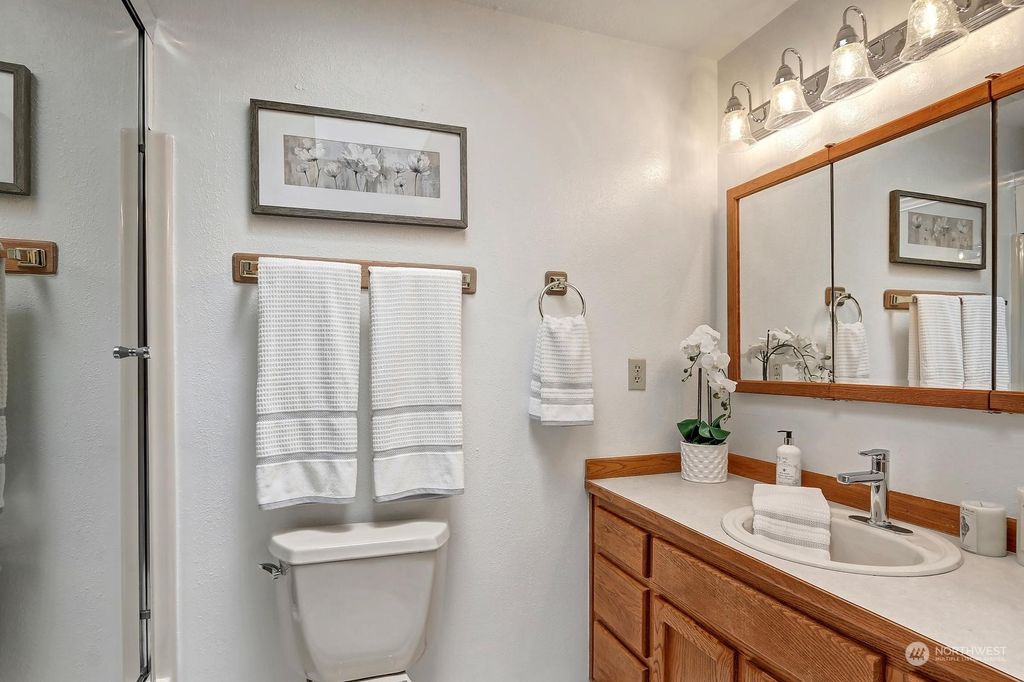 listing image 9361352567699489832