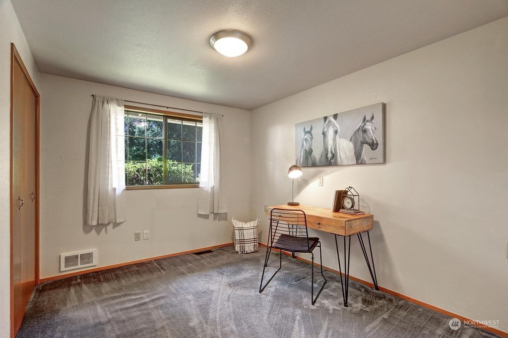 listing image 9369287193028238128