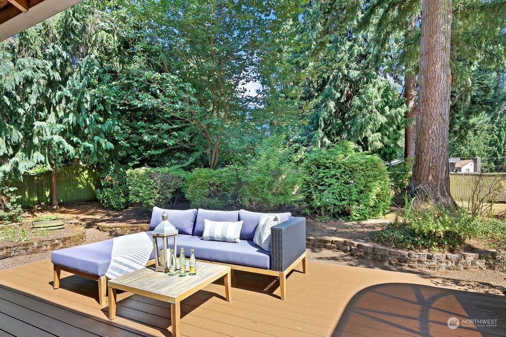listing image 9366474983540338880