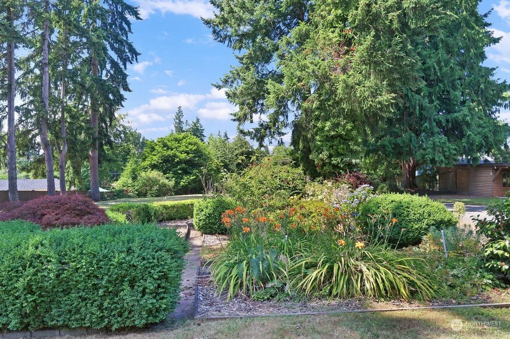 listing image 9365516552832405595