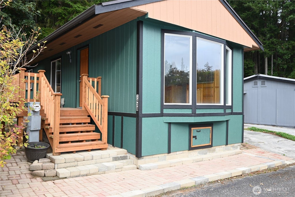 Photo of 1438 NE Steele Creek Drive #102, Bremerton, WA 98311 (MLS # 2583522)
