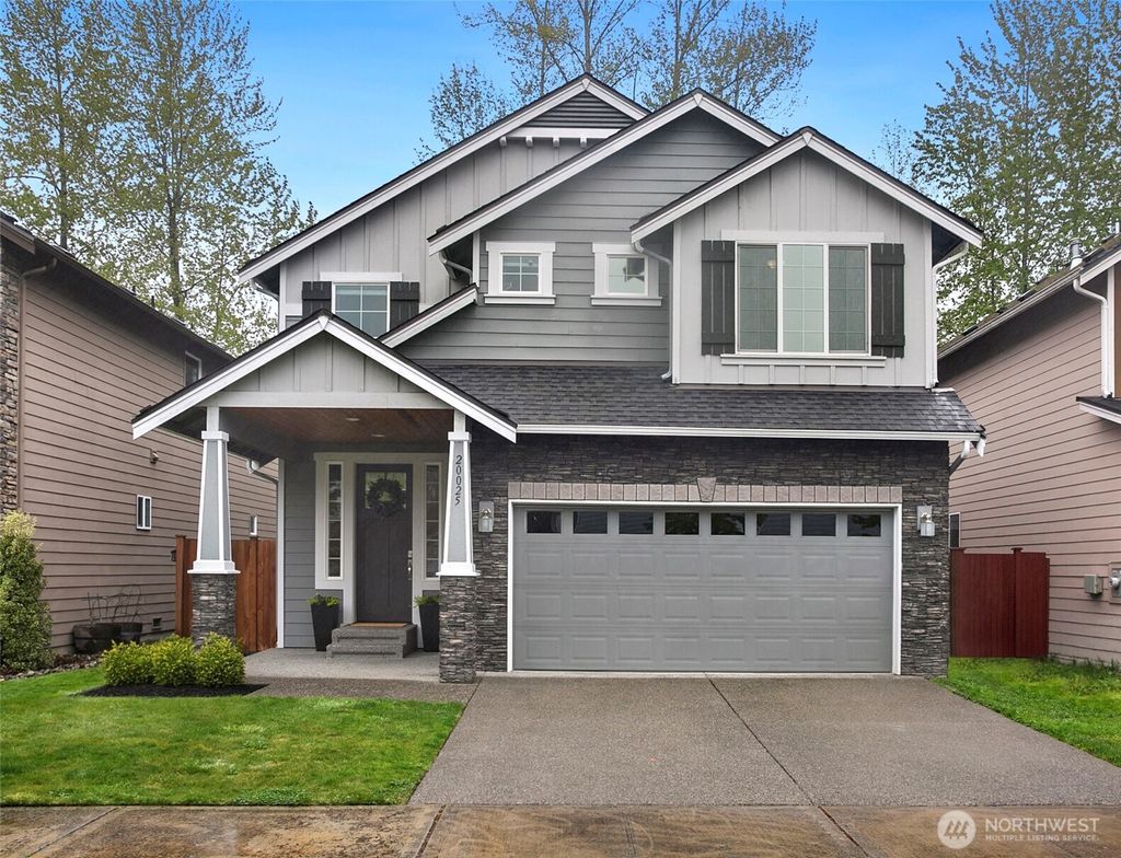 Photo of 20025 6th Place W, Lynnwood, WA 98036 (MLS # 2510630)