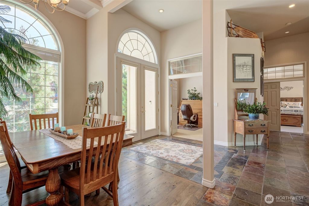 Photo of 2062 Maiden Lane, Wenatchee, WA 98801 (MLS # 2503658)