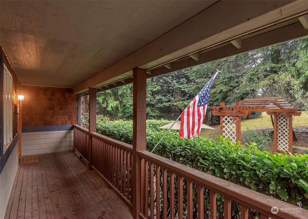 Photo of 20433 118th Street SE, Snohomish, WA 98290 (MLS # 2019361)