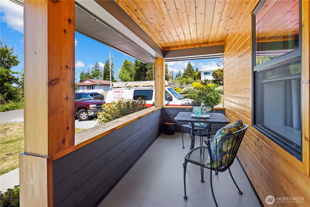 Photo of 11002 22nd Avenue SW, Seattle, WA 98146 (MLS # 2385966)