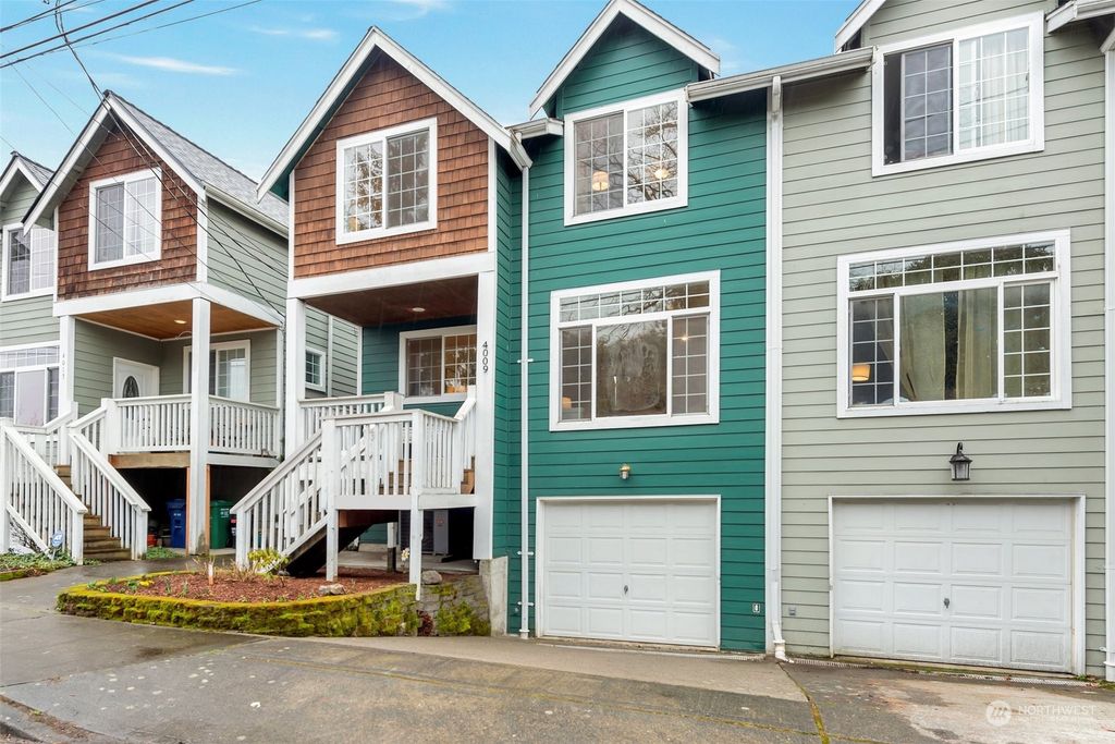 Photo of 4009 31st Avenue S, Seattle, WA 98108 (MLS # 2188996)