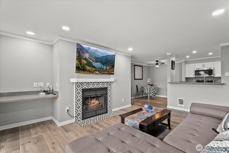 215 100th Street SW A106