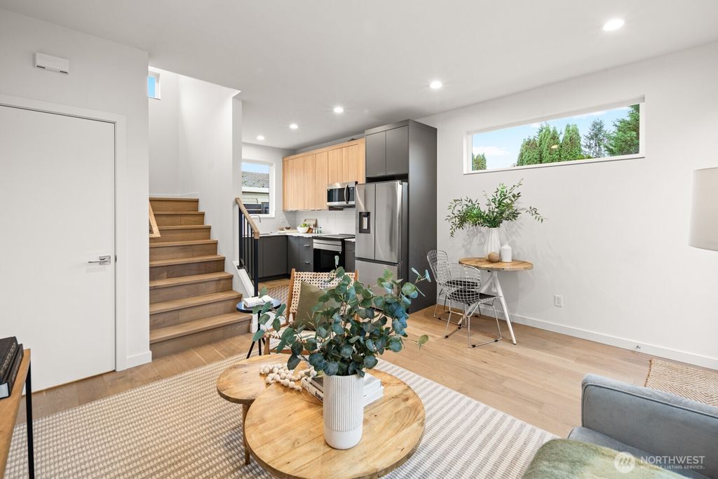 Photo of 713 B N 70th Street, Seattle, WA 98103 (MLS # 2525304)