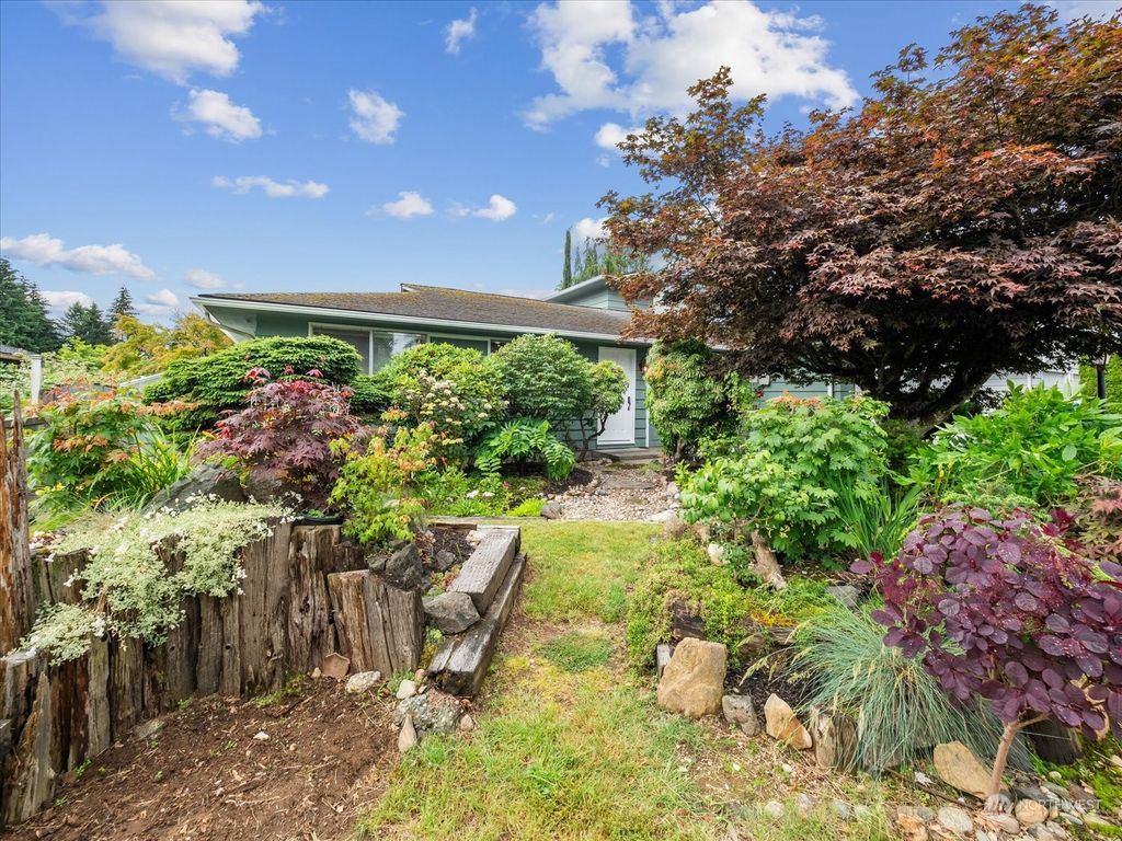 Photo of 4102 224th Place SW, Mountlake Terrace, WA 98043 (MLS # 2259095)