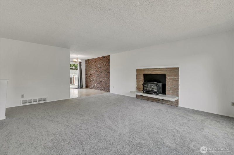 10074 SE 213th Place