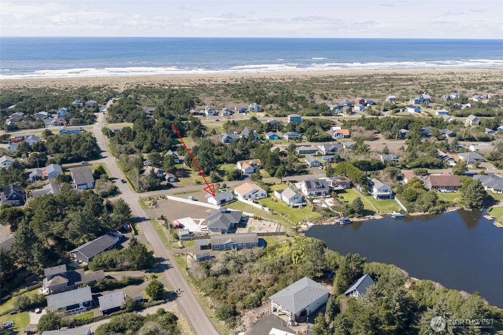 Photo of 399 N Razor Clam Drive SW, Ocean Shores, WA 98569 (MLS # 2492763)