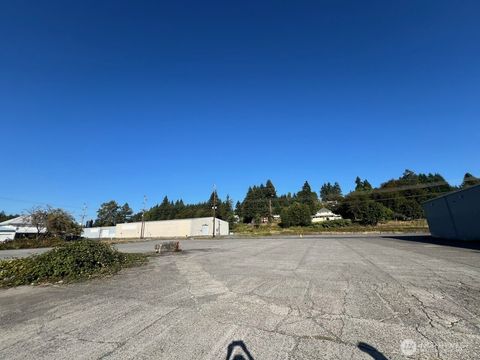 Photo of 915 NW Kerron Street, Winlock, WA 98596 (MLS # 2451960)