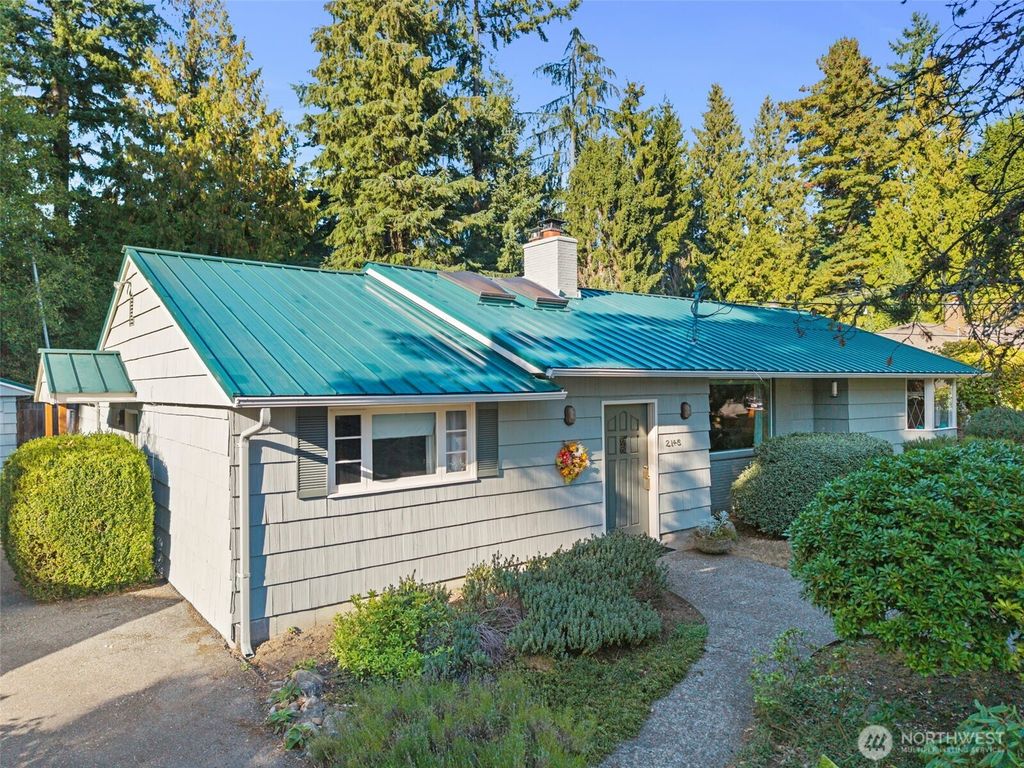 Photo of 2148 SW 169th Street, Burien, WA 98166 (MLS # 2435724)