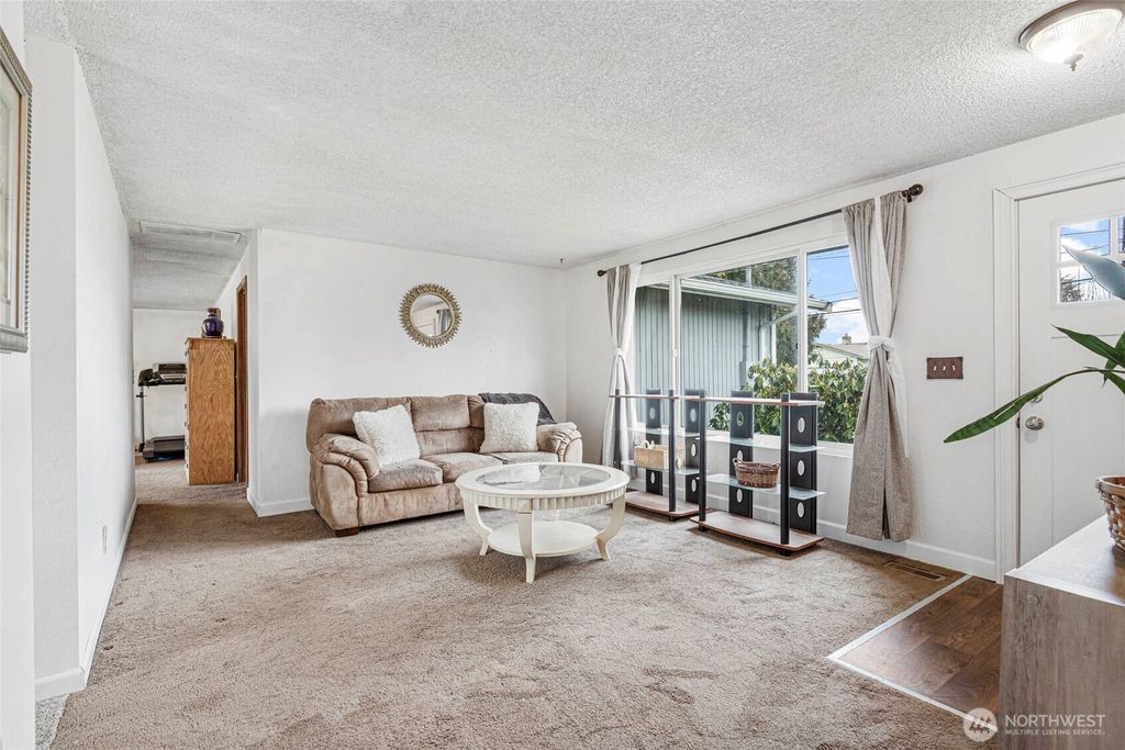 Photo of 407 Seattle Boulevard S, Algona, WA 98001 (MLS # 2332021)