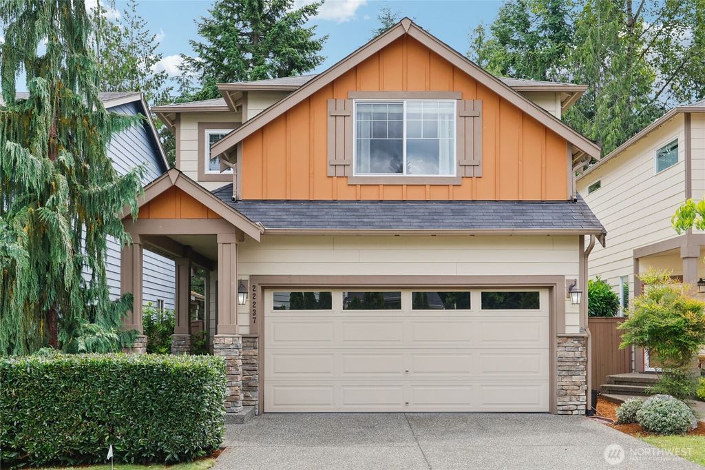 Photo of 22237 SE 270th Lane, Maple Valley, WA 98038 (MLS # 2393940)