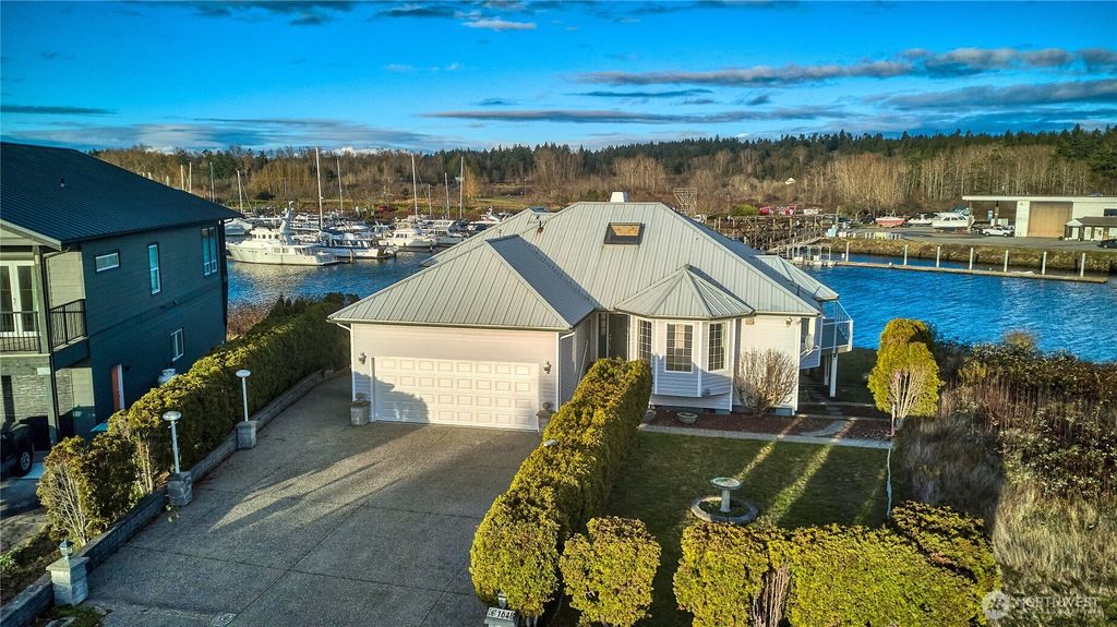 Photo of 1648 Harbor Seal Drive, Point Roberts, WA 98281 (MLS # 2463052)