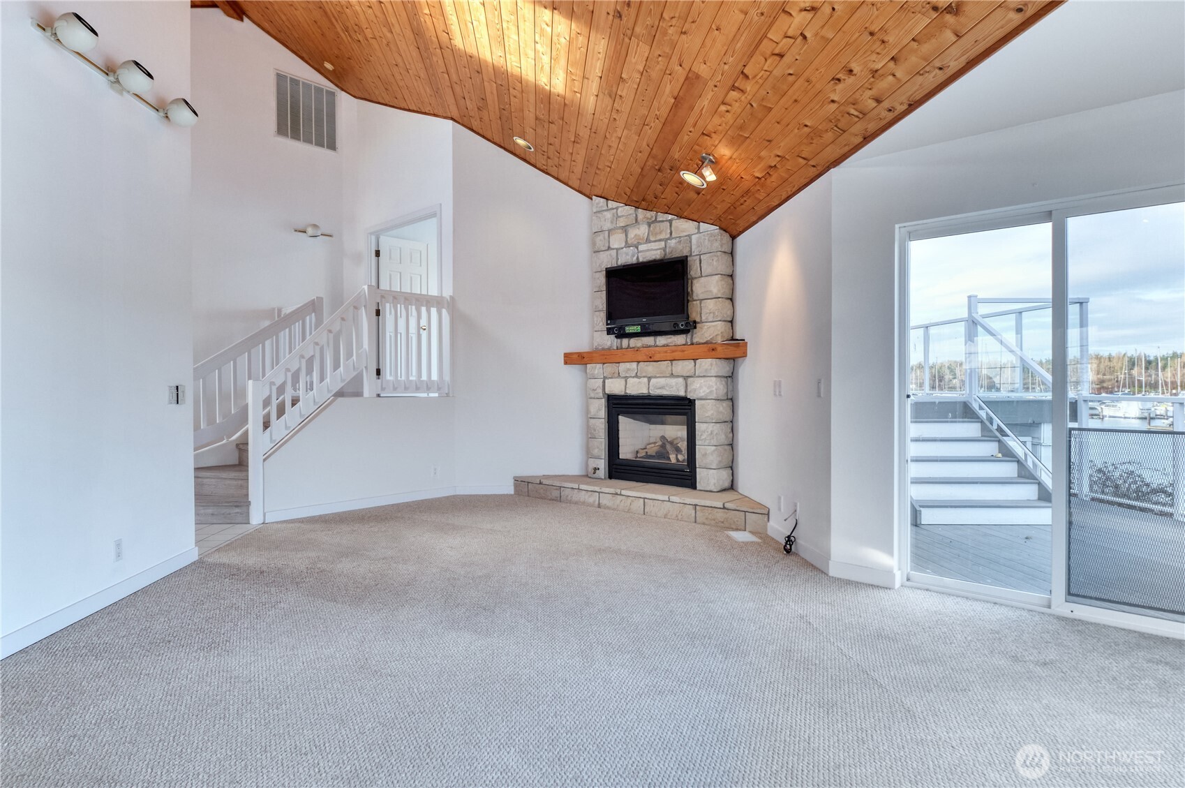 1648 Harbor Seal Drive