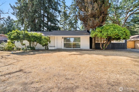 Photo of 8518 Mount Tacoma Drive SW, Lakewood, WA 98498 (MLS # 2576159)