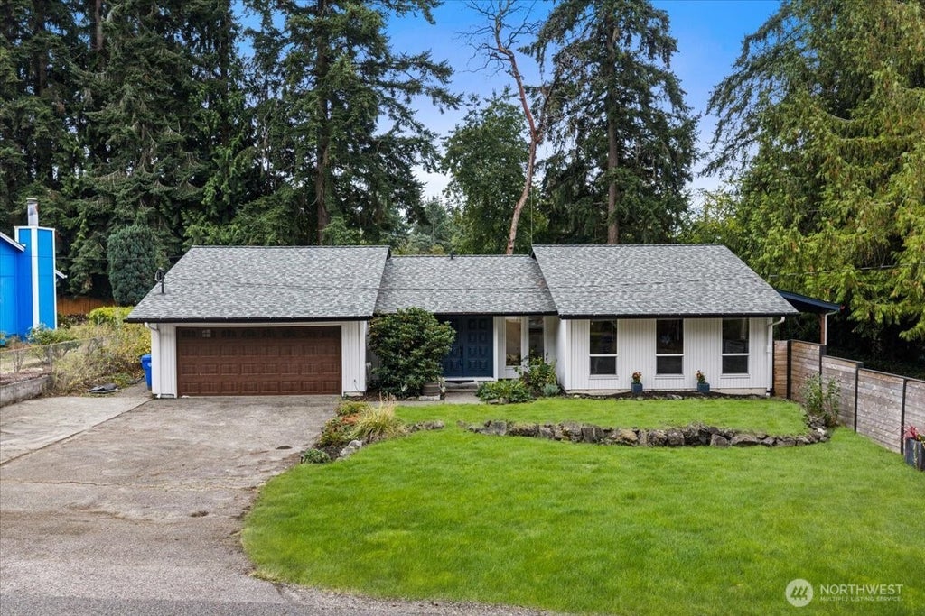 Photo of 4002 55th Street Ct NW, Gig Harbor, WA 98335 (MLS # 2583254)