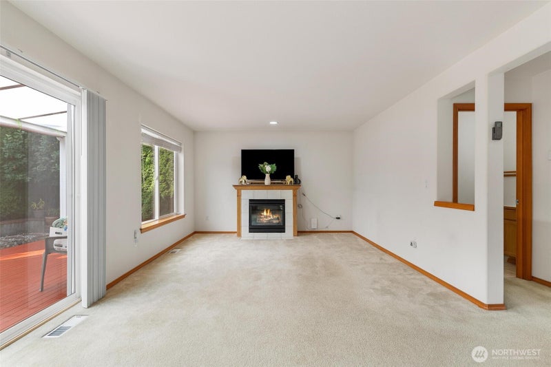 3710 73rd Drive NE