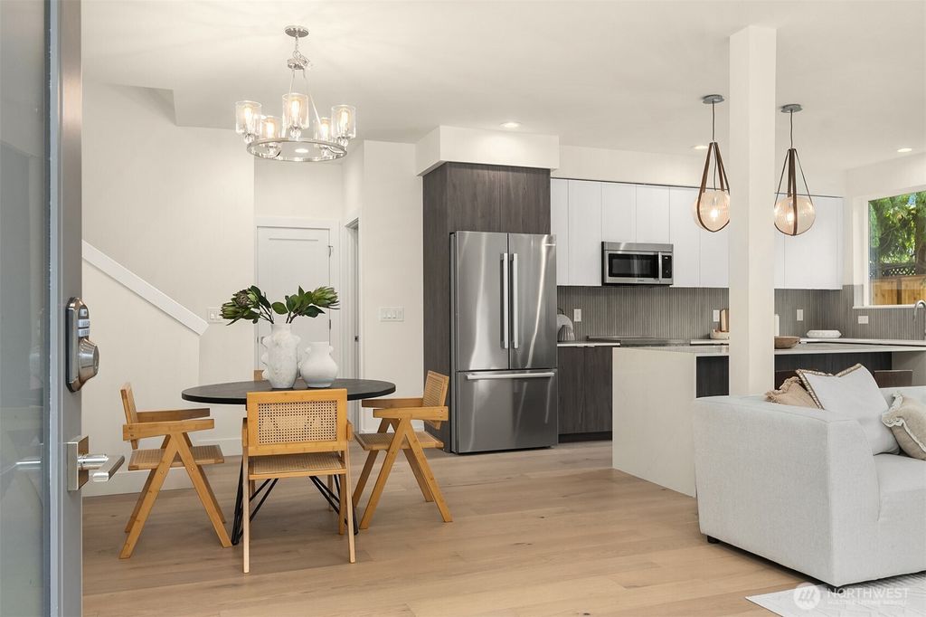 Photo of 215 NE 123rd Street, Seattle, WA 98125 (MLS # 2444891)