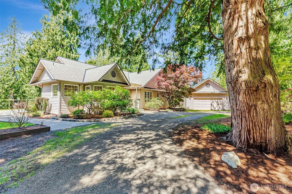 Photo of 20781 Jefferson Beach Road NE, Kingston, WA 98346 (MLS # 2387224)