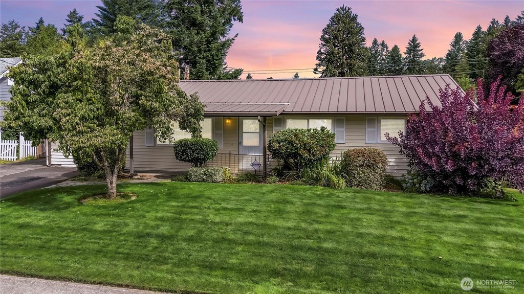 Photo of 12684 SE 161st Street, Renton, WA 98058 (MLS # 2422401)