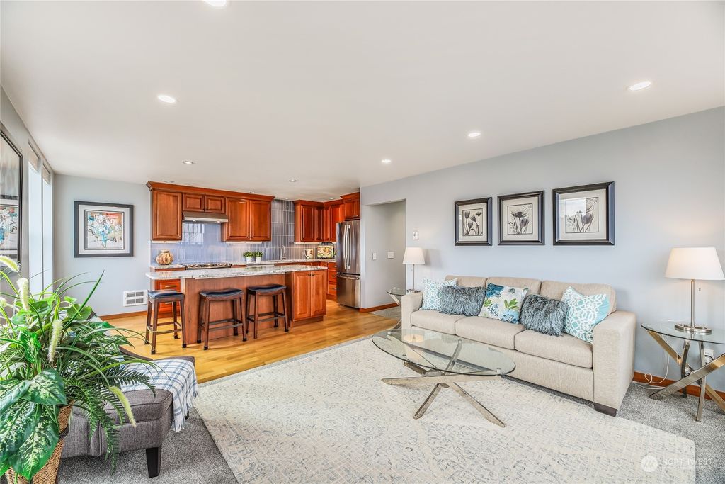 Photo of 2920 Alki Avenue SW #410, Seattle, WA 98116 (MLS # 2206155)