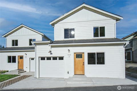 Photo of 5610 Rockefeller Avenue #2, Everett, WA 98203 (MLS # 2546278)